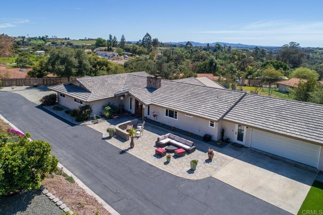 Property Photo: 966 Colina Creek Trail CA 92028
