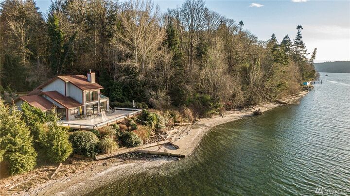 10408 SW 268th St  Vashon WA 98070 photo