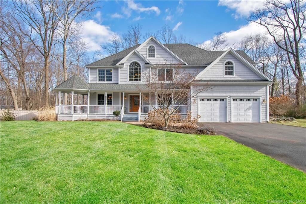 Property Photo: 198 Tanglewood Road CT 06611