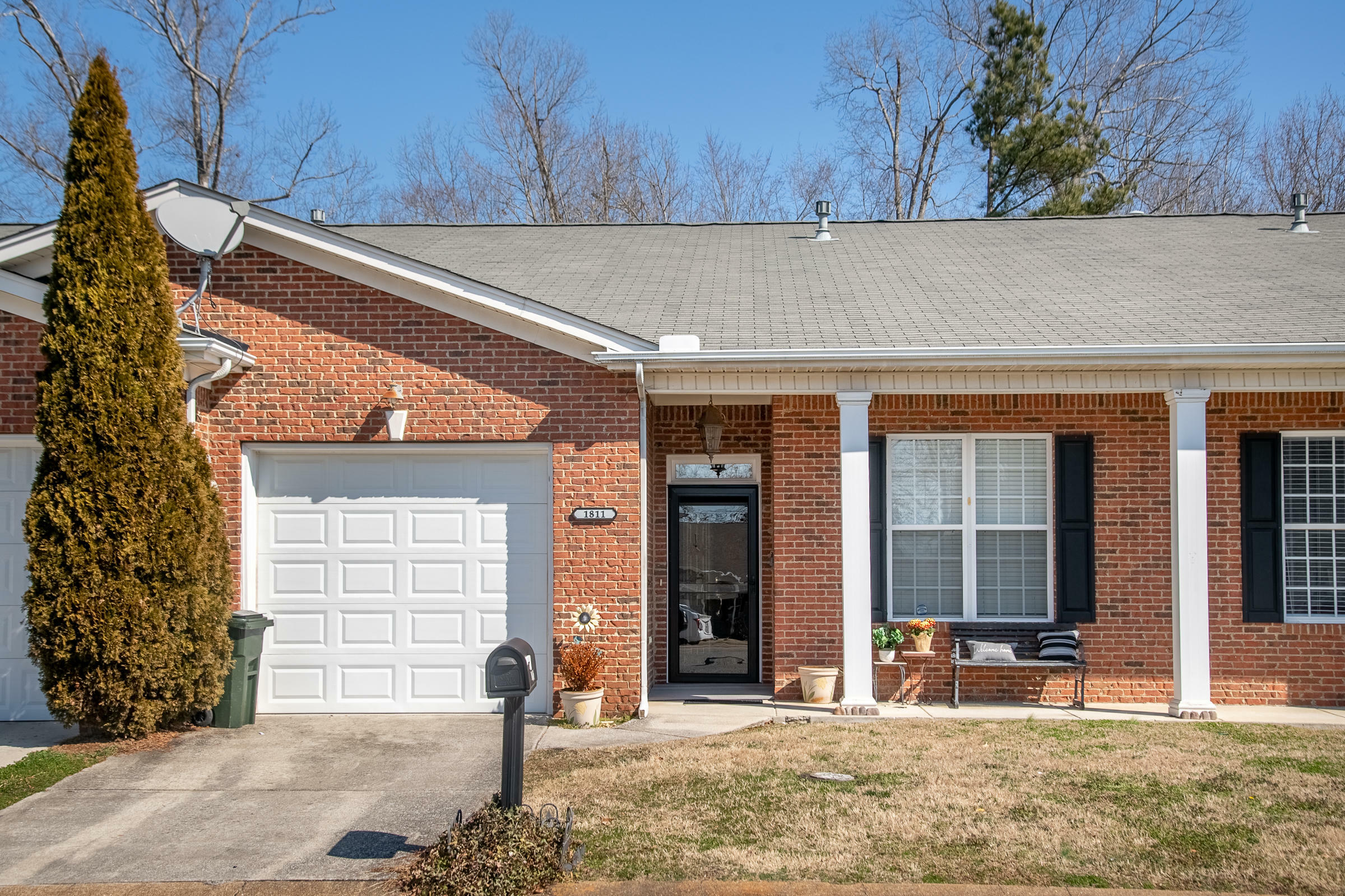 Property Photo:  1811 Jackson Square Dr  TN 37343 