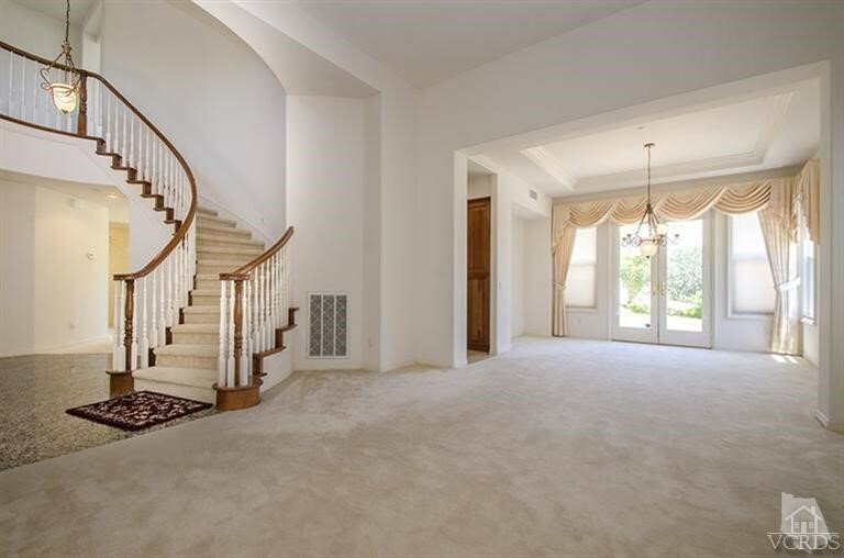 Property Photo:  3810 Campus Drive  CA 91360 