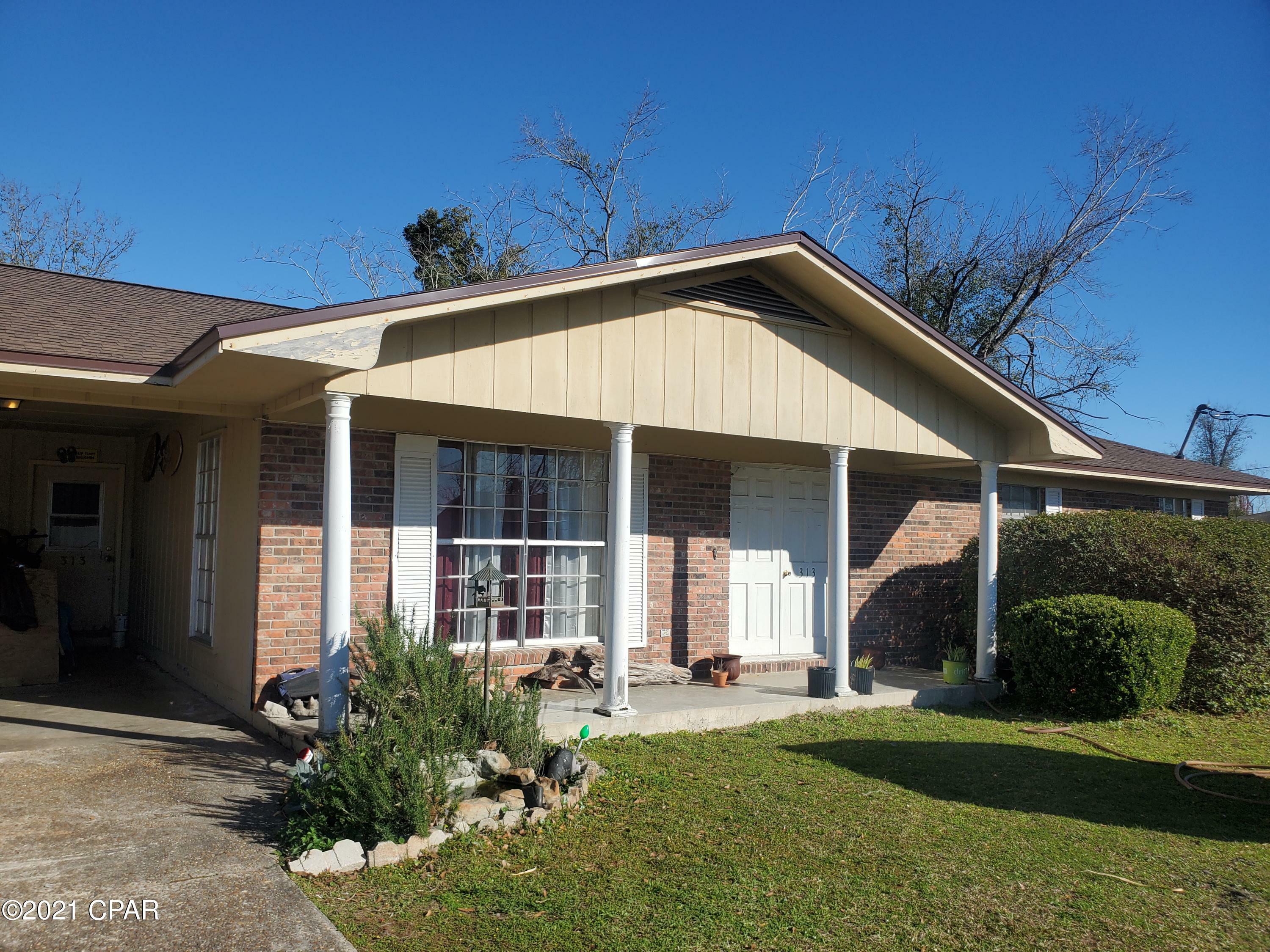 Property Photo:  313 Missouri Avenue  FL 32444 