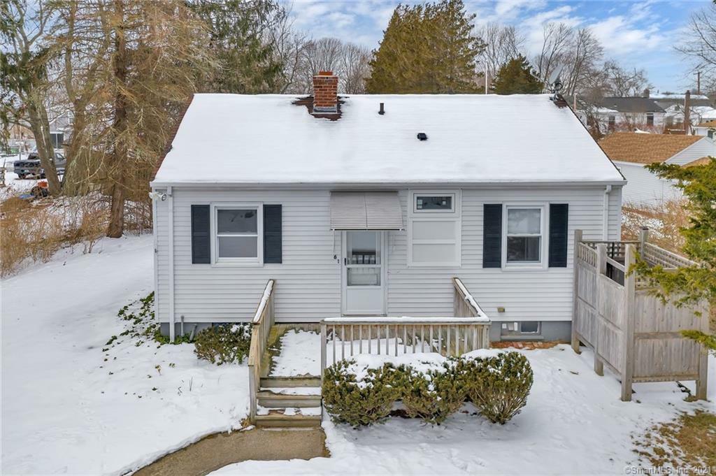 Property Photo:  6 Anita Avenue  CT 06385 