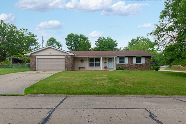 Property Photo:  2417 Meadow Lark Ln  MO 65201 