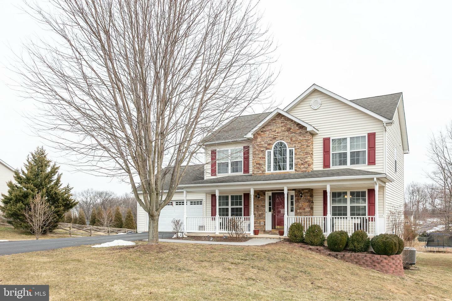 Property Photo: 200 Riviera Drive WV 25403