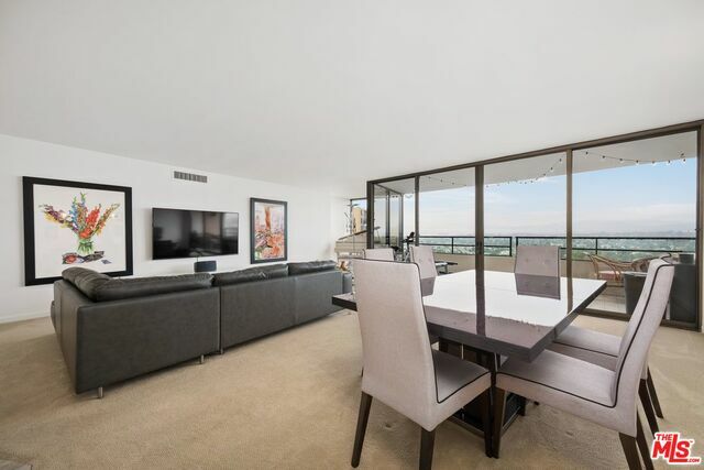 Property Photo:  4337  Marina City 1135  CA 90292 