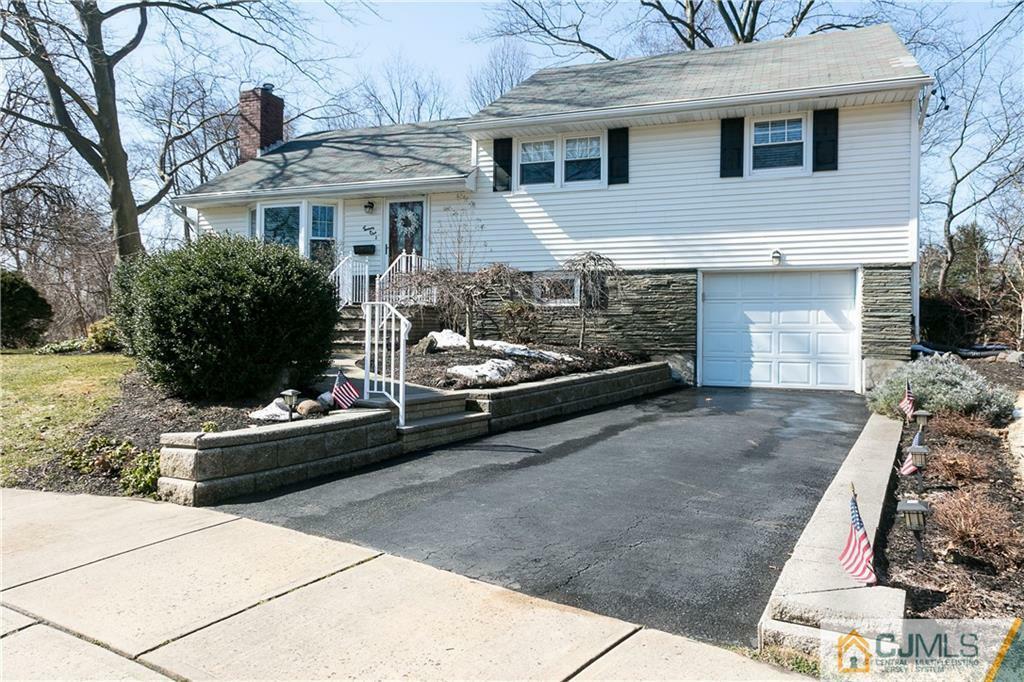 Property Photo:  21 Kent Place  NJ 08840 