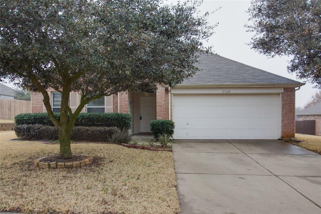 Property Photo:  3904 San Lorenzo Drive  TX 76210 