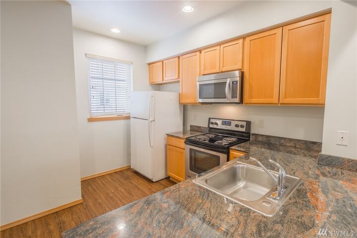 Property Photo: 214 Sagebrook Lane WA 98922