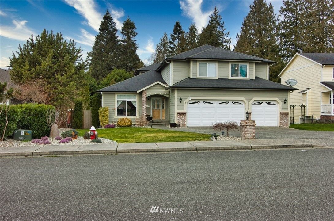 Property Photo:  28418 Nordic Way  WA 98292 