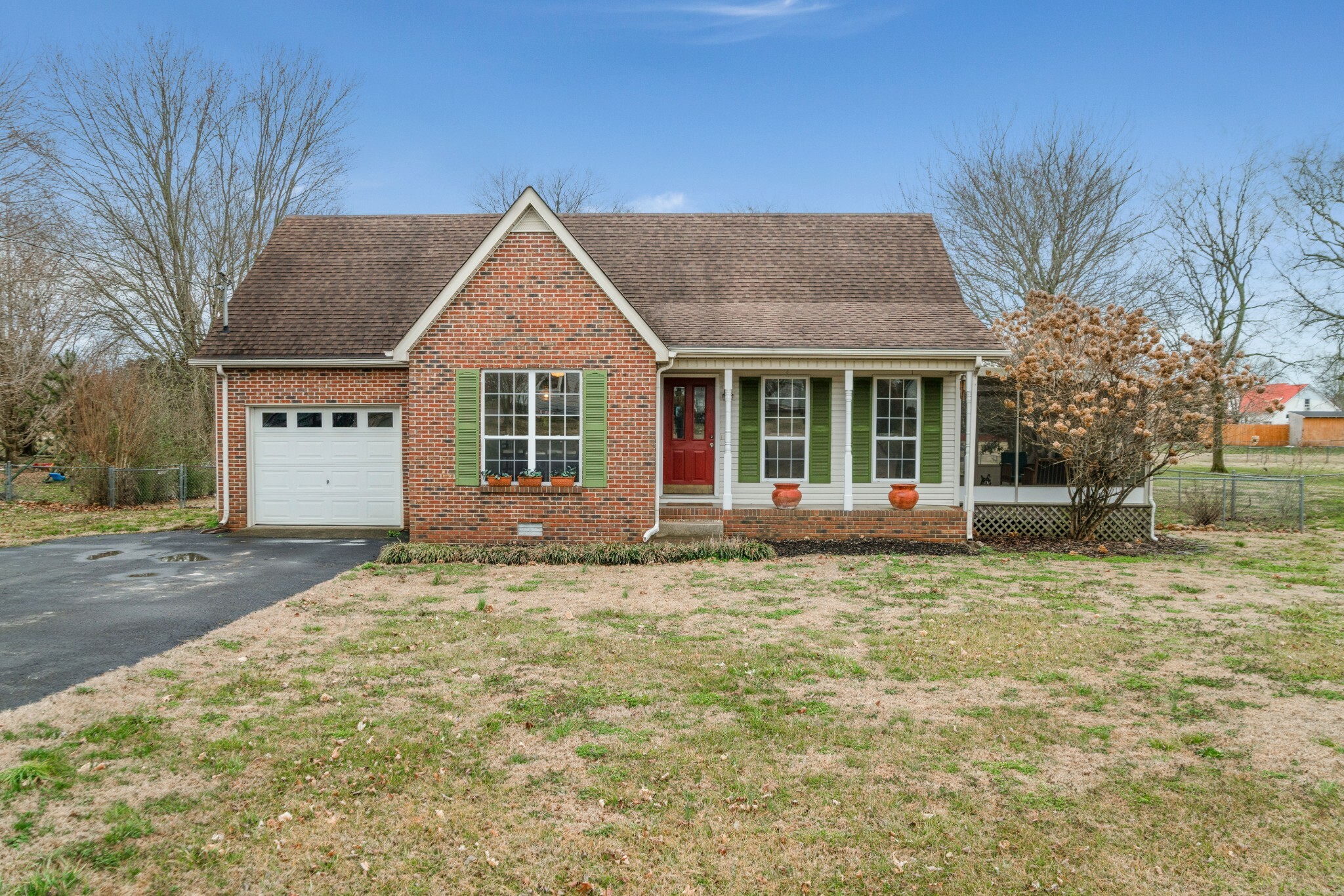 Property Photo:  112 Kite Ct N  TN 37128 