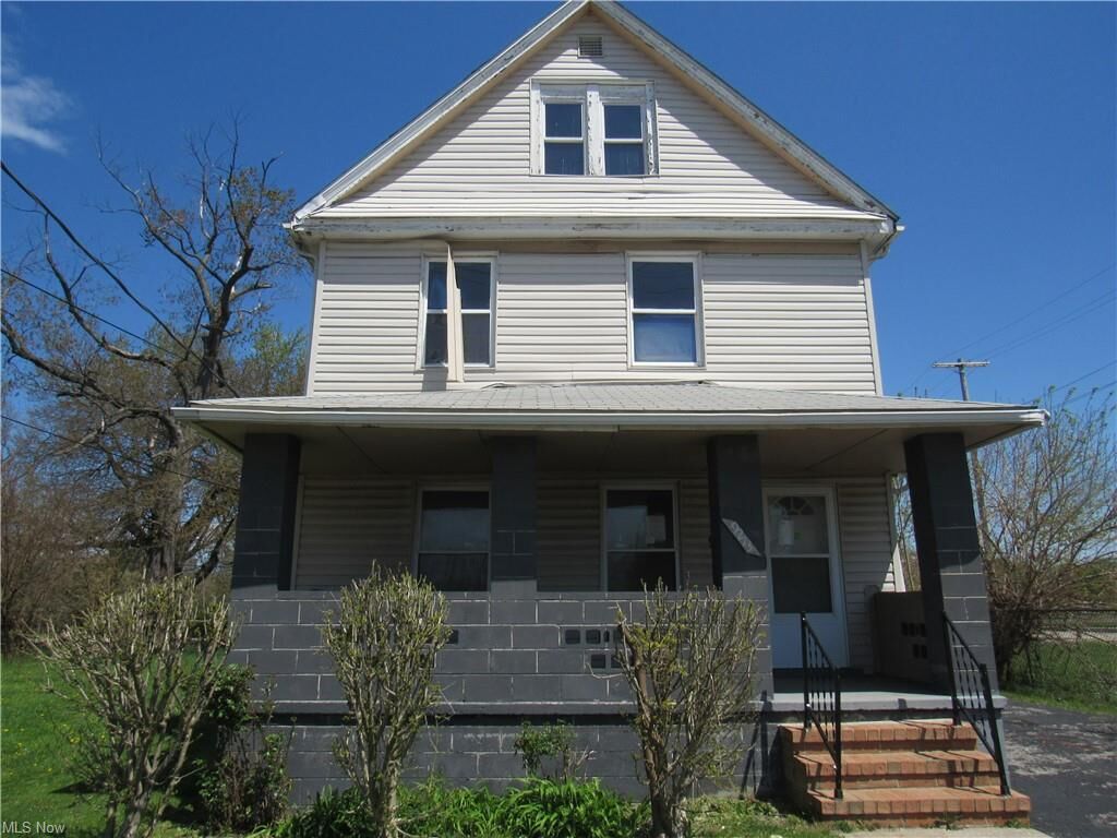 Property Photo: 9213 Folsom Avenue OH 44104