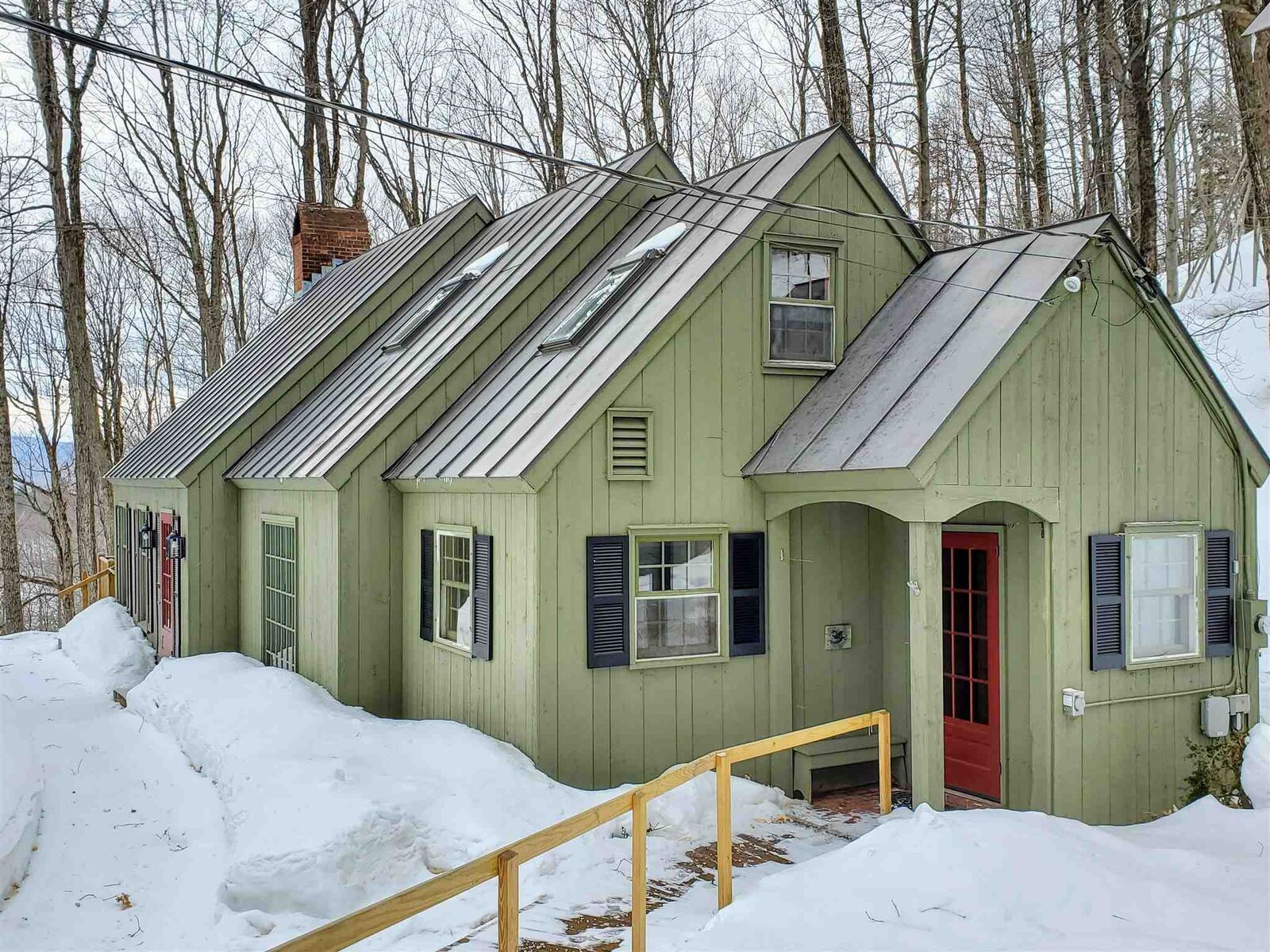 Property Photo: 125 Sugarhouse Hill Road VT 05068