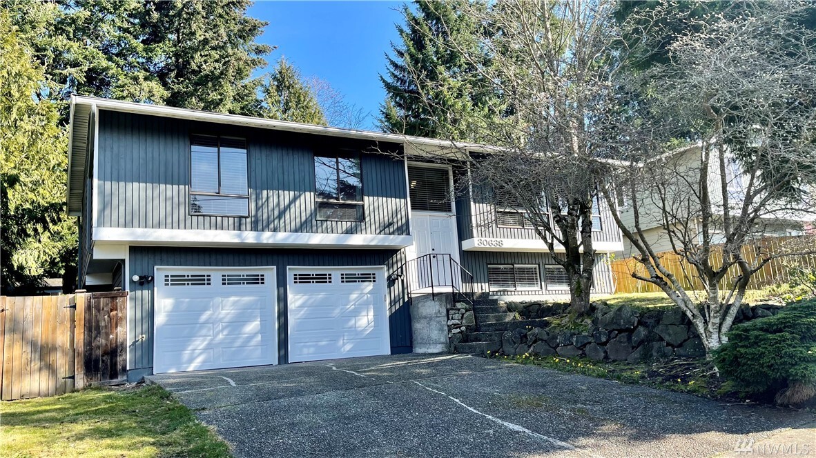 Property Photo: 30638 4th Ave S WA 98003