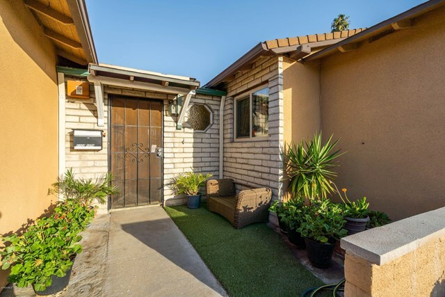 Property Photo:  3120 Kern Street  CA 93033 