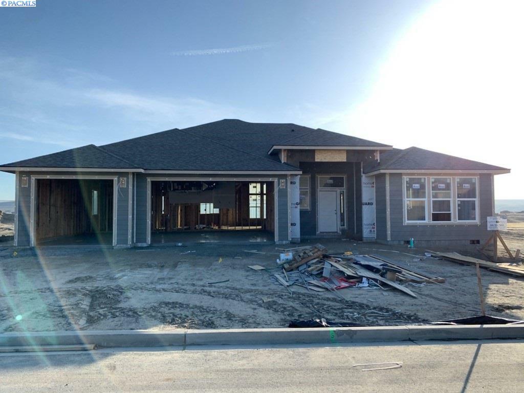 Property Photo: 4123 Barbera Street WA 99352