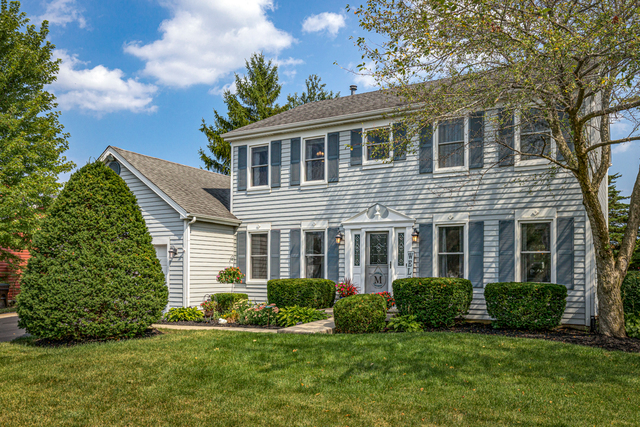 Property Photo: 1451 Candlewood Drive IL 60014