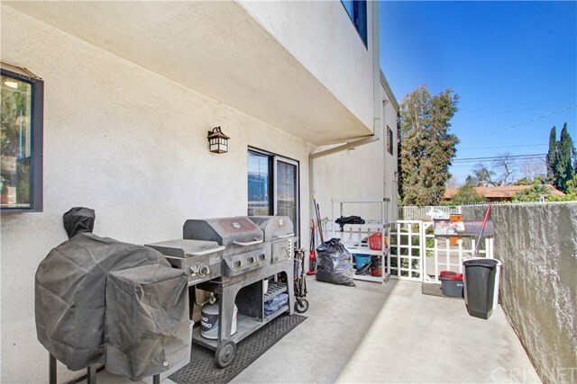 Property Photo:  10894 Olinda Street 123  CA 91352 