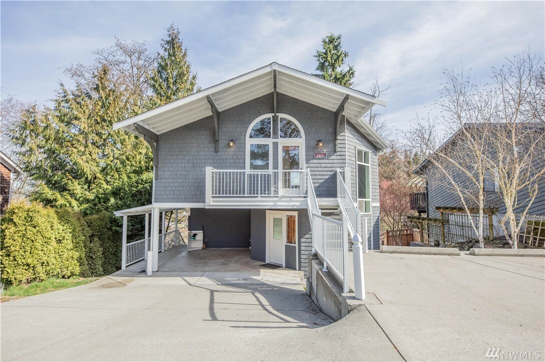 Property Photo:  4718 Commercial Ave  WA 98203 