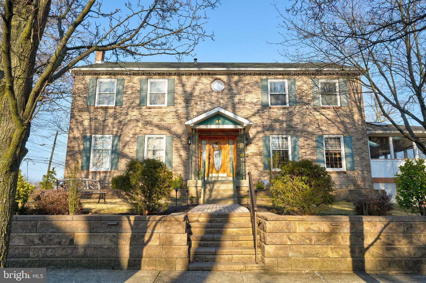 Property Photo:  45 W Ridley Avenue  PA 19074 