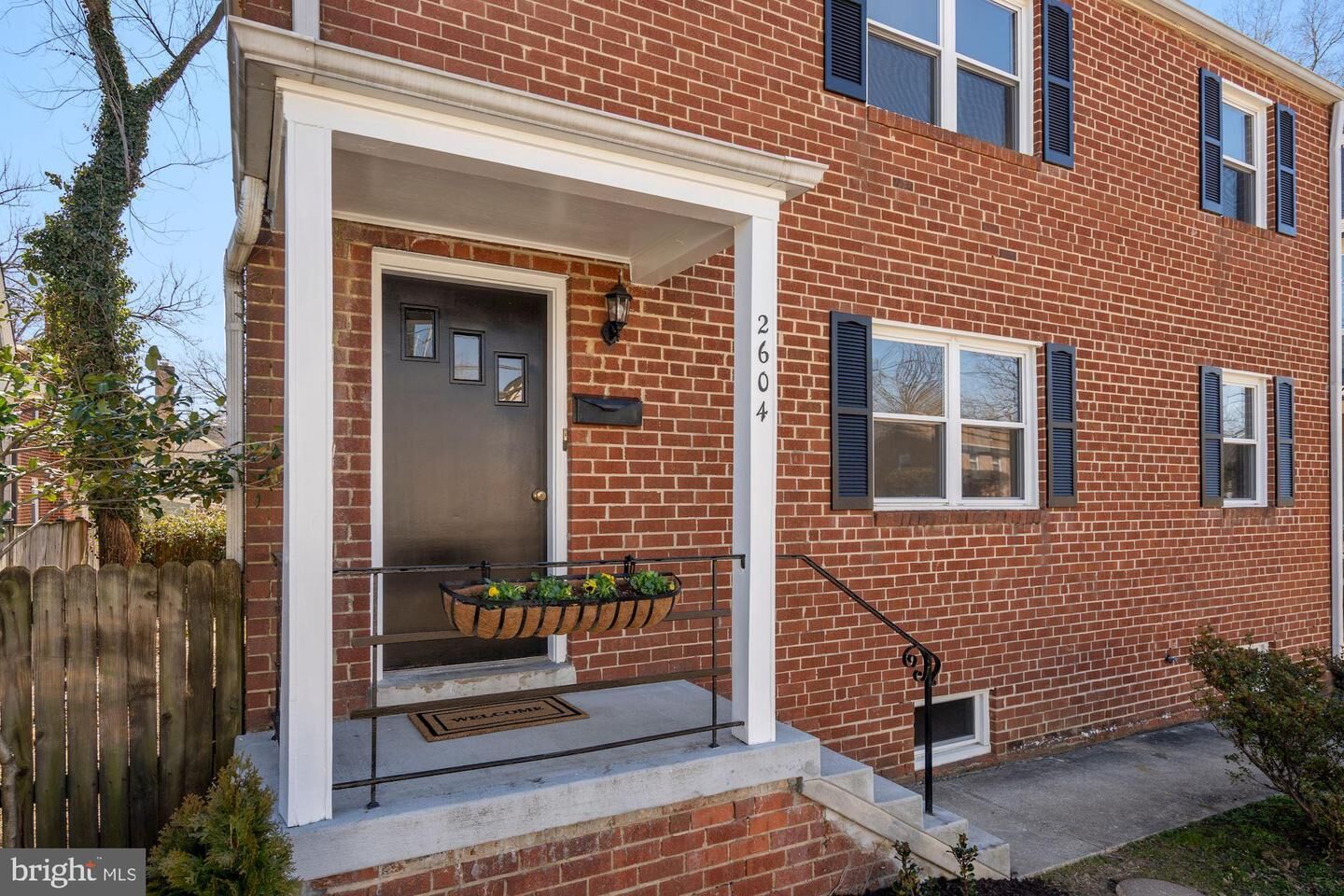 Property Photo:  2604 9th St N  VA 22201 