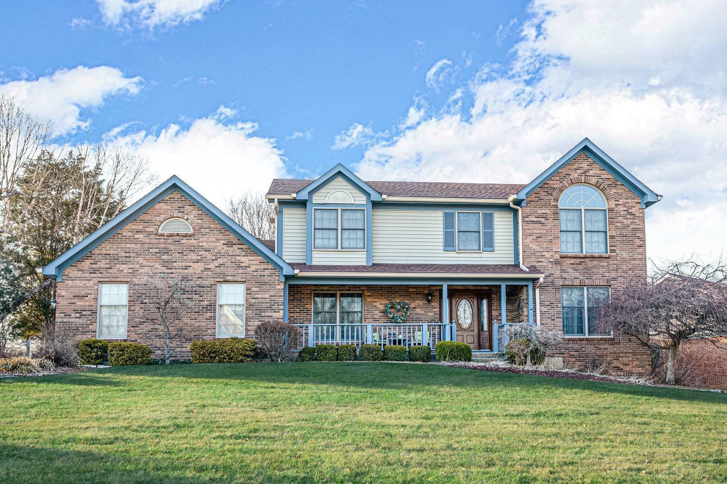 Property Photo: 839 Woodshire Dr OH 45233