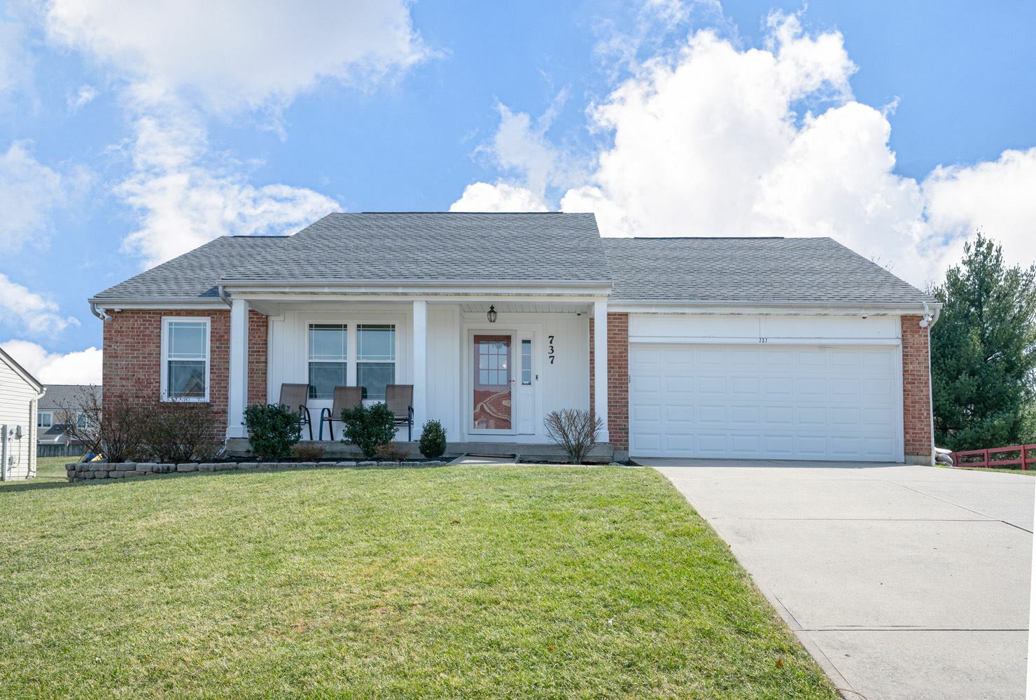 Property Photo:  737 Ridgepoint Drive  KY 41051 