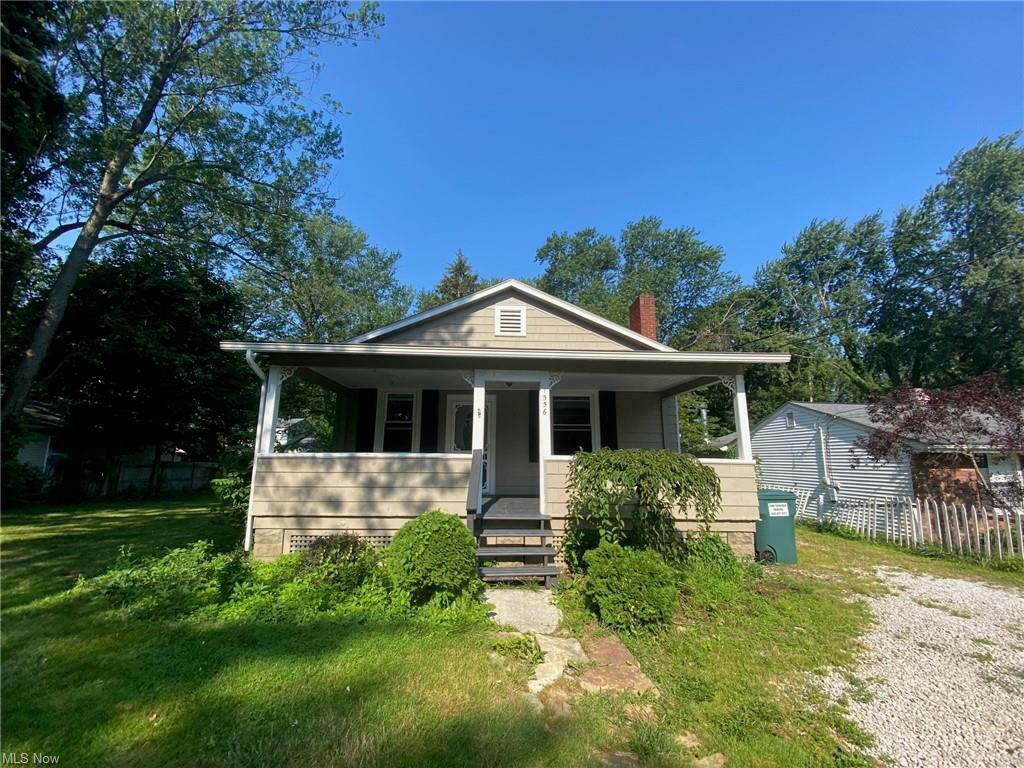 Property Photo:  1556 Hubbard Road  OH 44057 