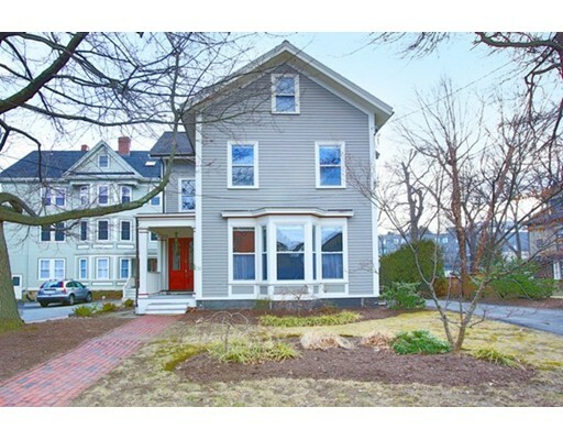 36 Davis Ave 2  Brookline MA 02445 photo