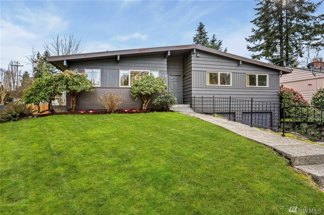 Property Photo: 2749 NE 143rd Place WA 98125