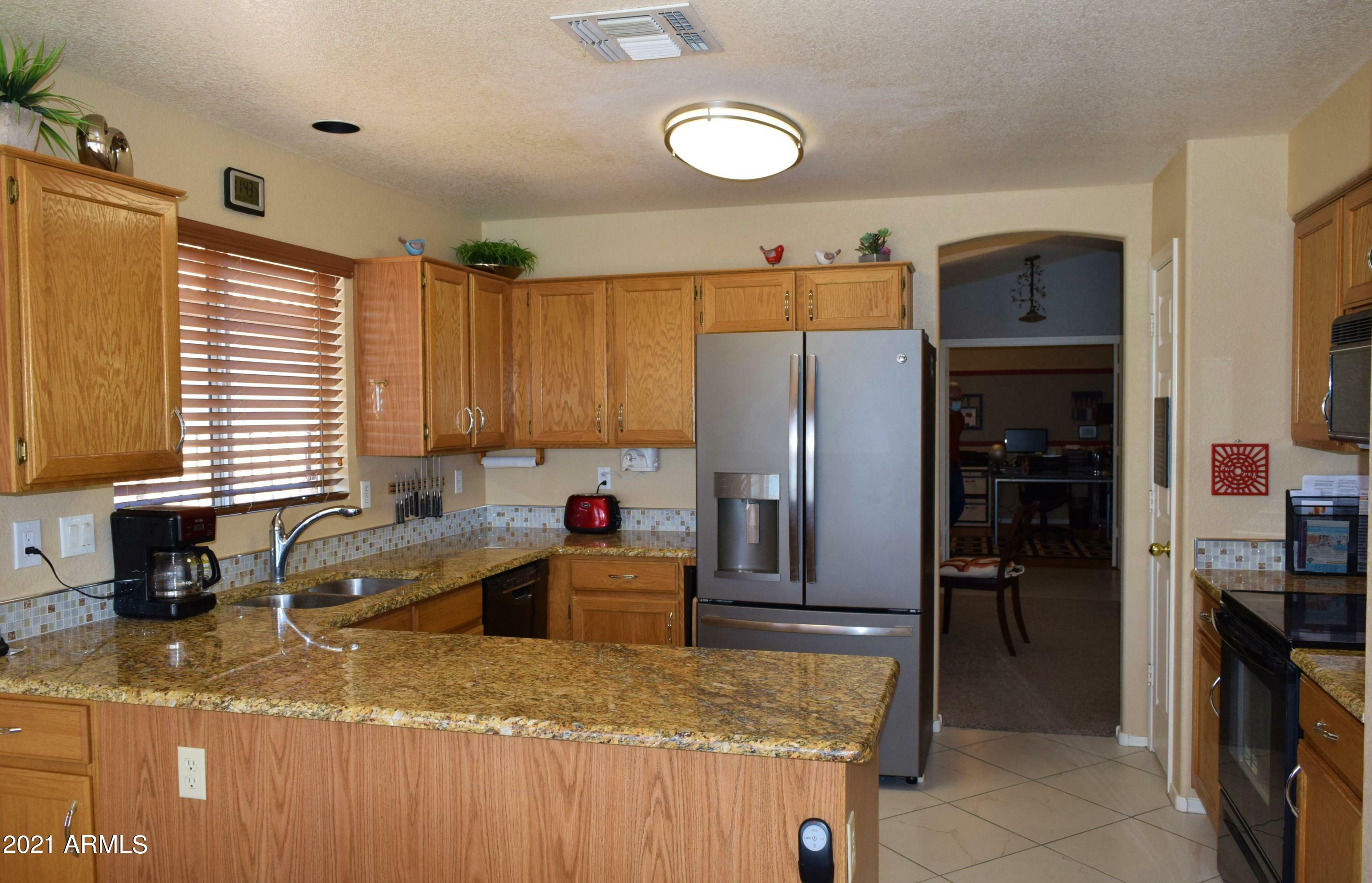 Property Photo:  10521 W Runion Drive  AZ 85382 