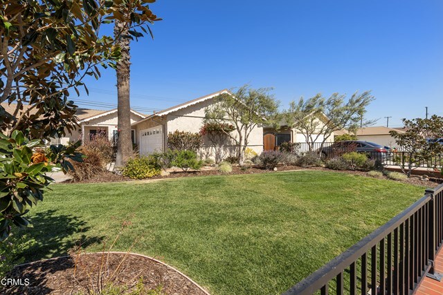 Property Photo:  825 Glacier Avenue  CA 93041 