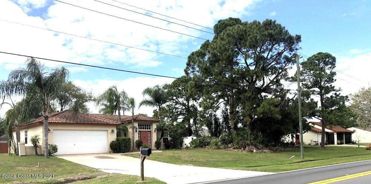 Property Photo:  202 San Filippo Drive SE  FL 32909 