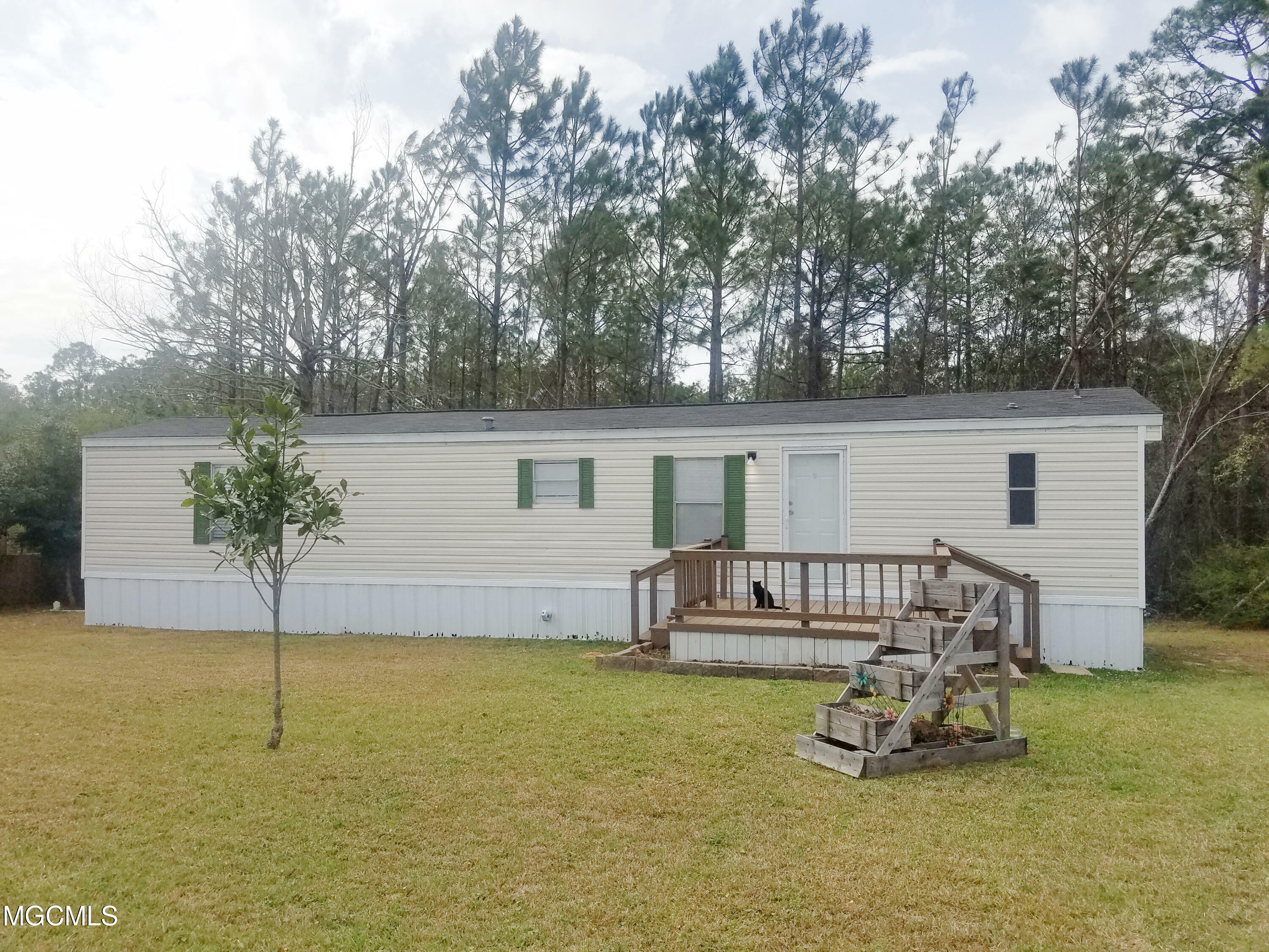 18418 Robyn Drive  Gulfport MS 39503 photo