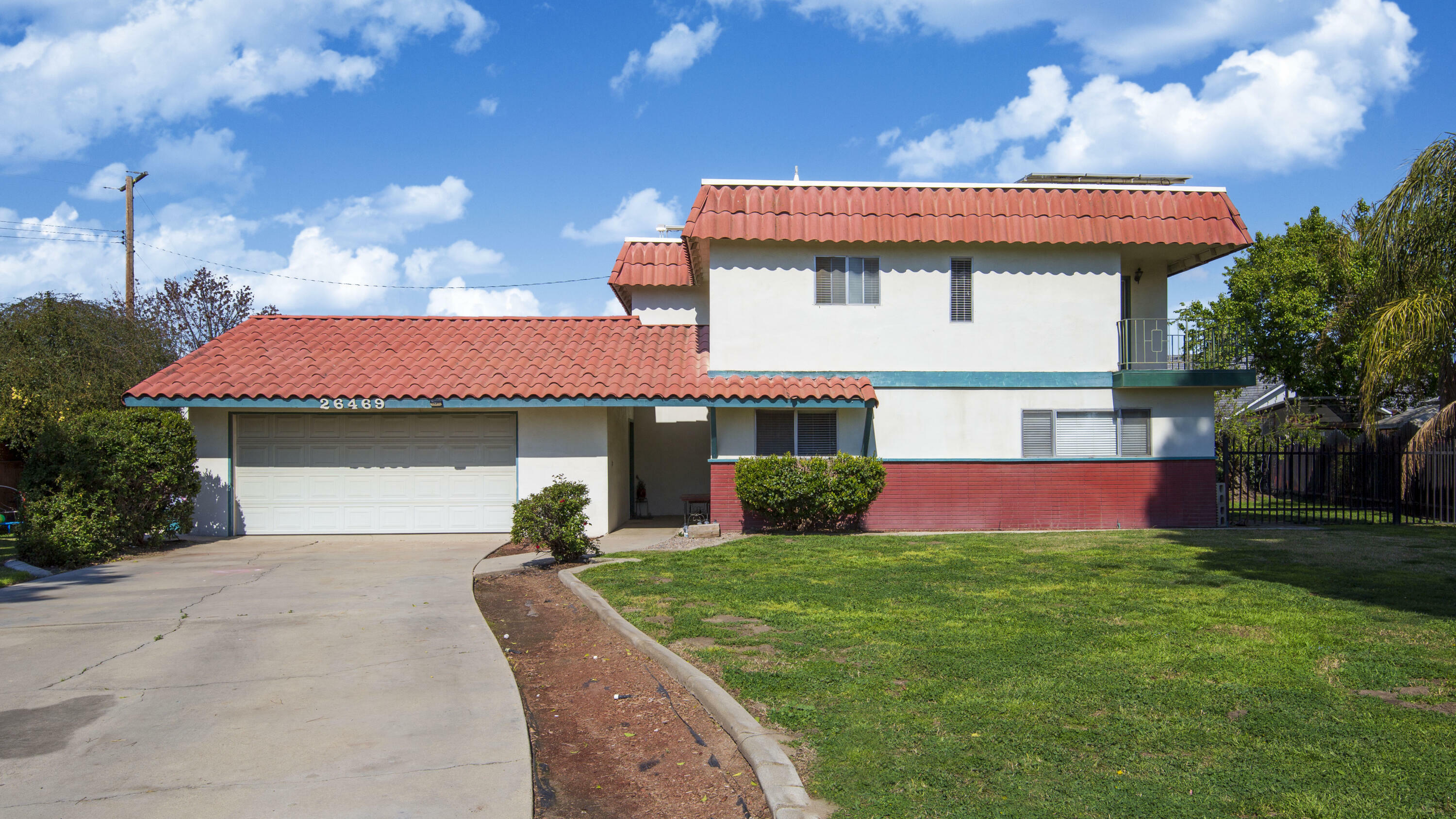 Property Photo:  26469 Mulanax Drive  CA 93277 