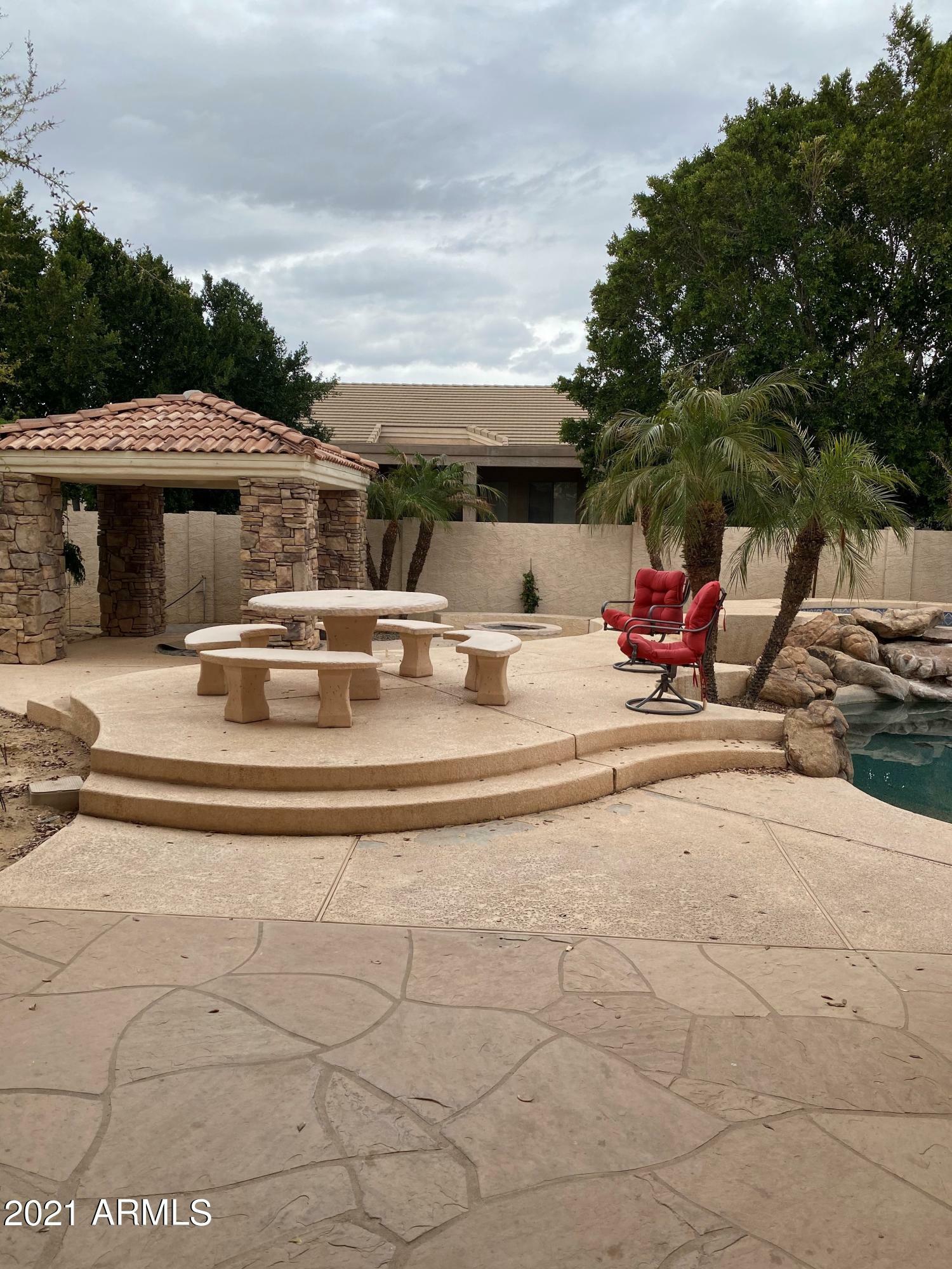 Property Photo:  8124 W Planada Lane  AZ 85383 