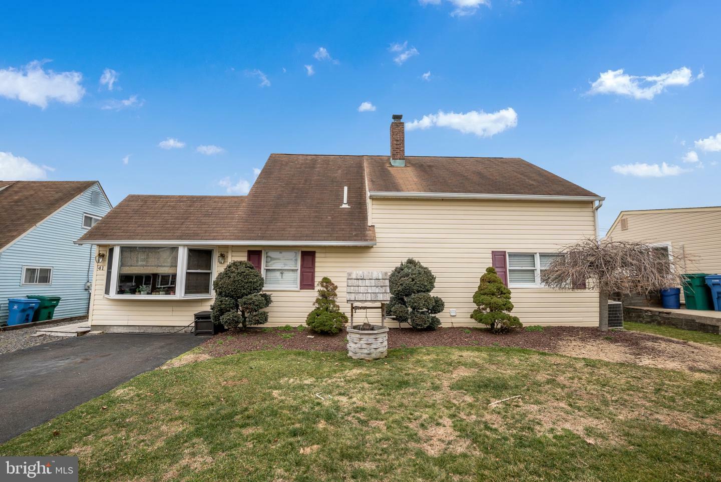 Property Photo:  41 Rose Arbor Lane  PA 19055 