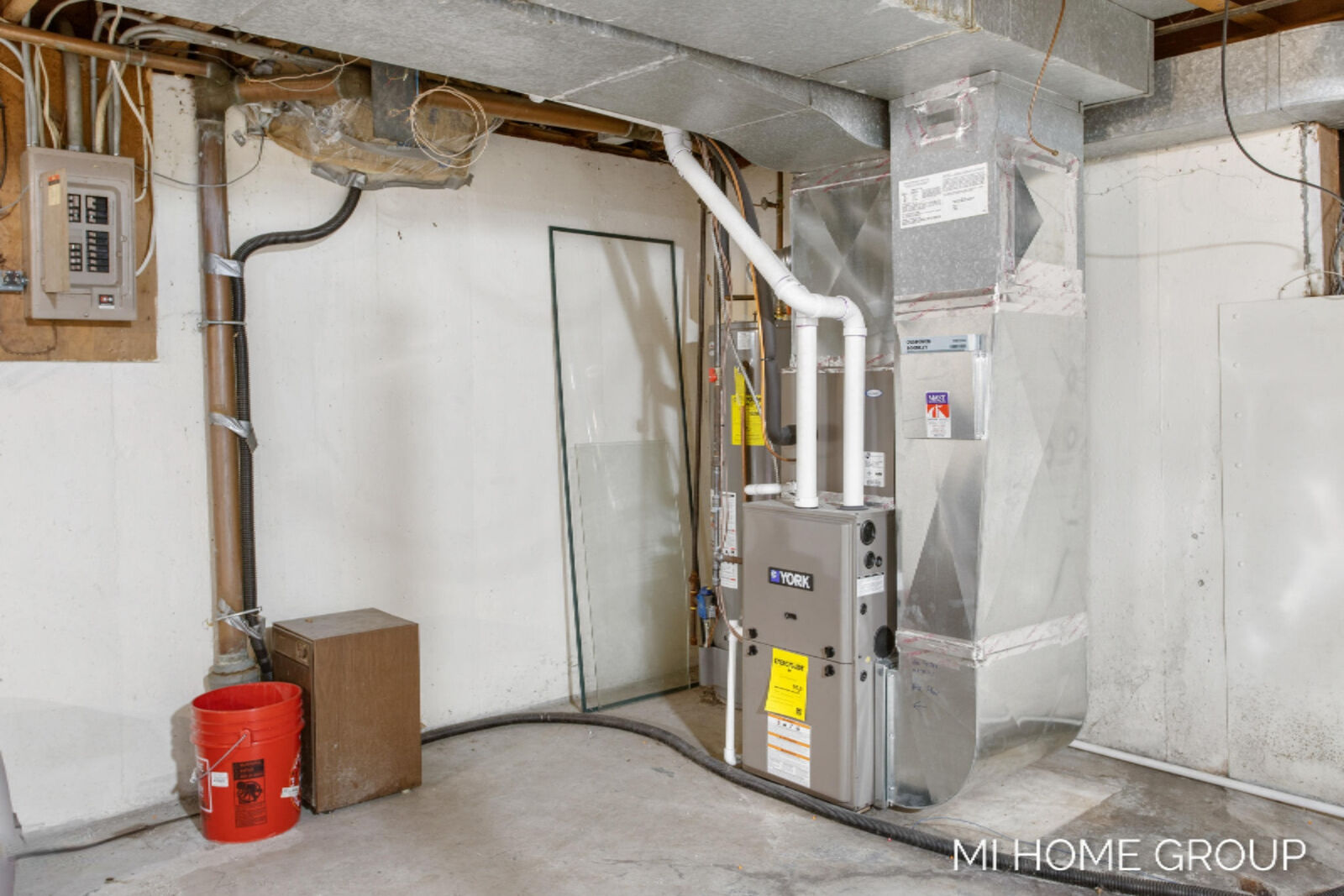 Property Photo:  14 Bellwood Drive  MI 49423 