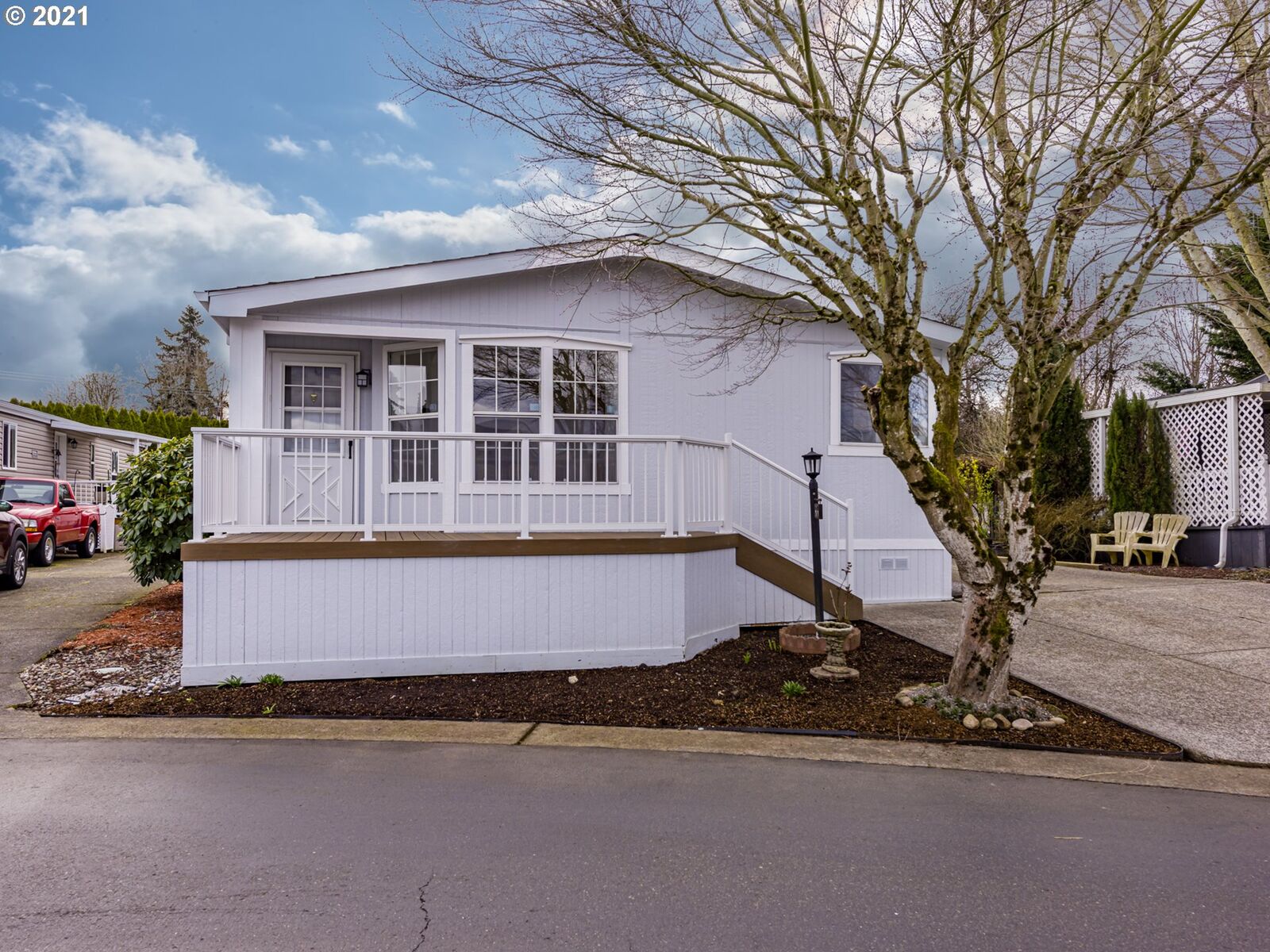 Property Photo: 5101 NE 121st Ave 66 WA 98682