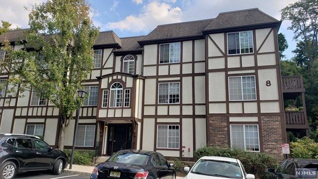 Property Photo:  102 Village Drive 102  NJ 07960 