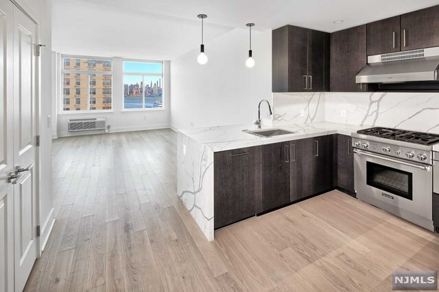 Property Photo: 1400 Hudson Street 926 NJ 07030