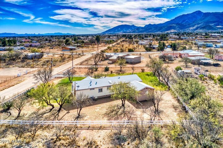 Property Photo: 4452 S Santa Lucia Avenue AZ 85650