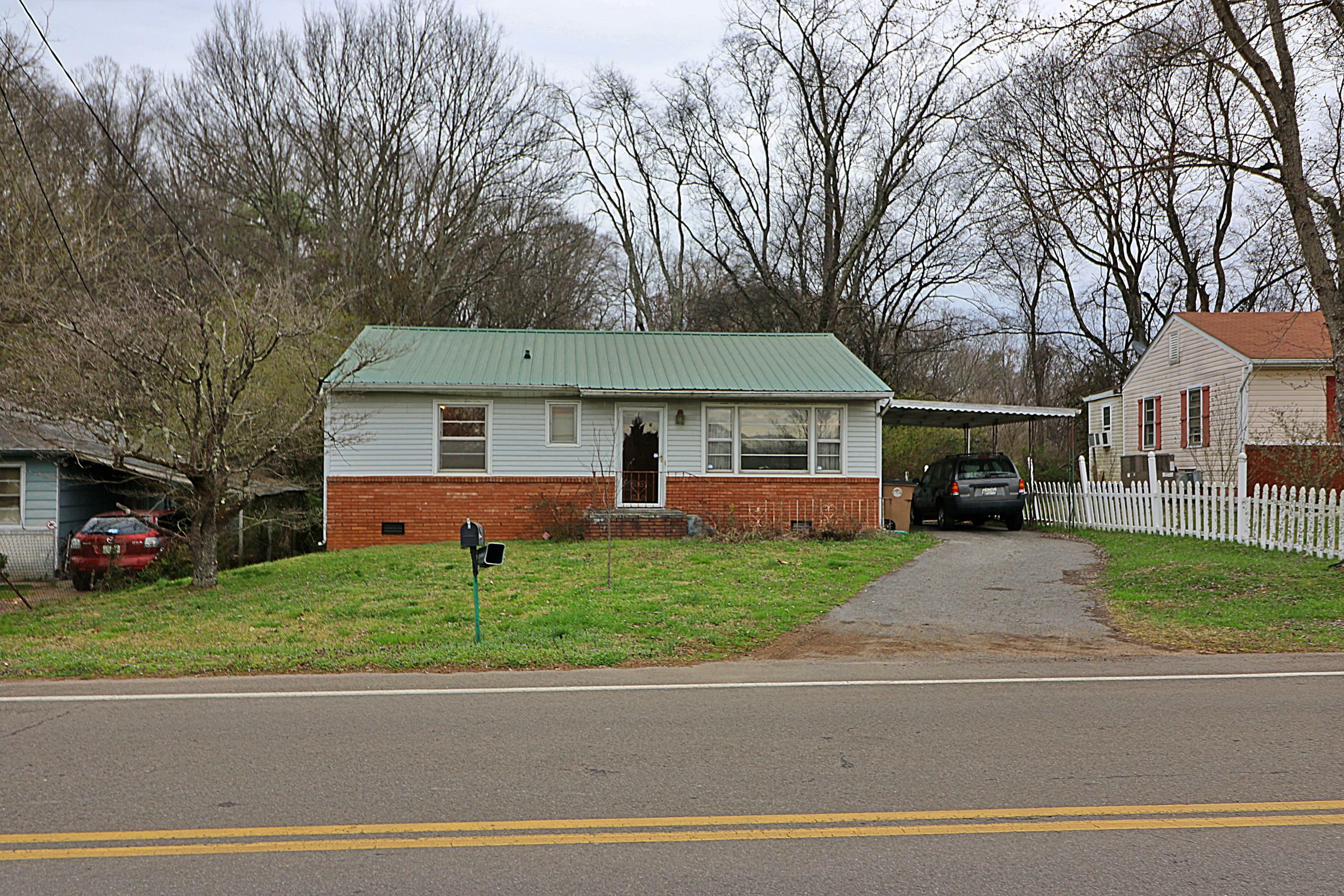 Property Photo:  3106 Davenport Rd  TN 37920 