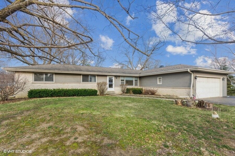 Property Photo:  12N262 Westview Street  IL 60124 