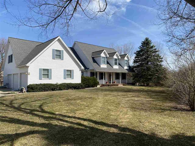 Property Photo: 5348 Hilltop Trail MI 48872