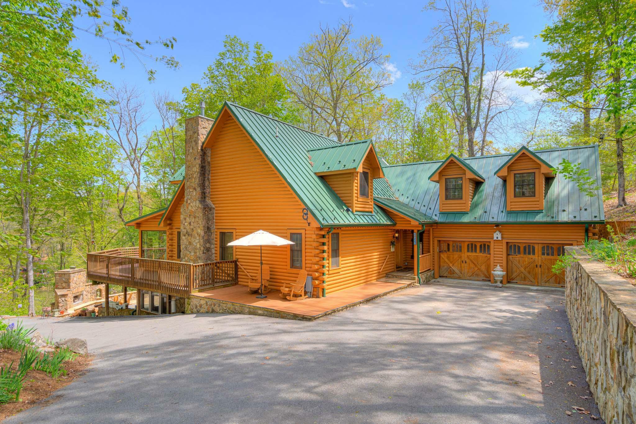 Property Photo:  4752 Twin Coves West Rd  VA 24141 