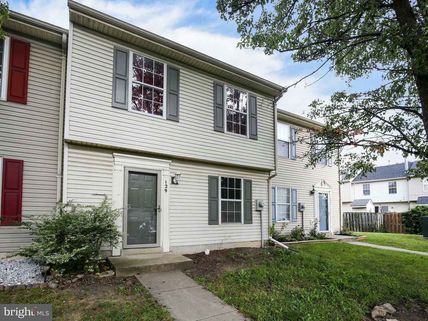 Property Photo:  129 Georgetowne Court  VA 22655 