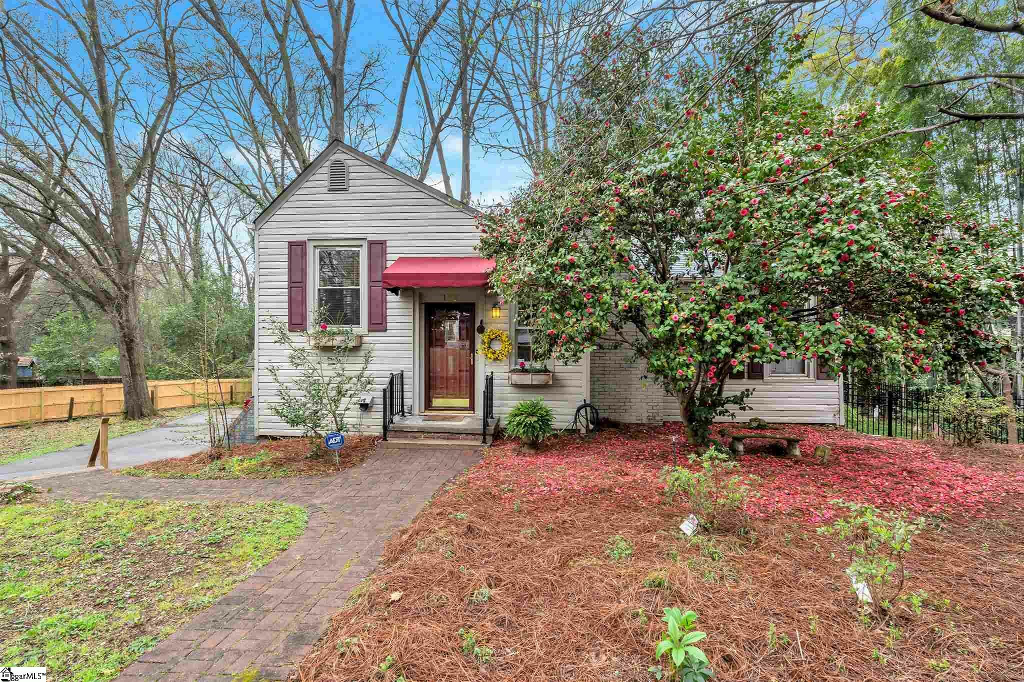 Property Photo:  102 Arthur Avenue  SC 29605 