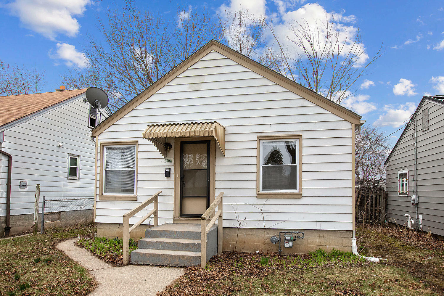 Property Photo:  5061 N 28th St  WI 53209 