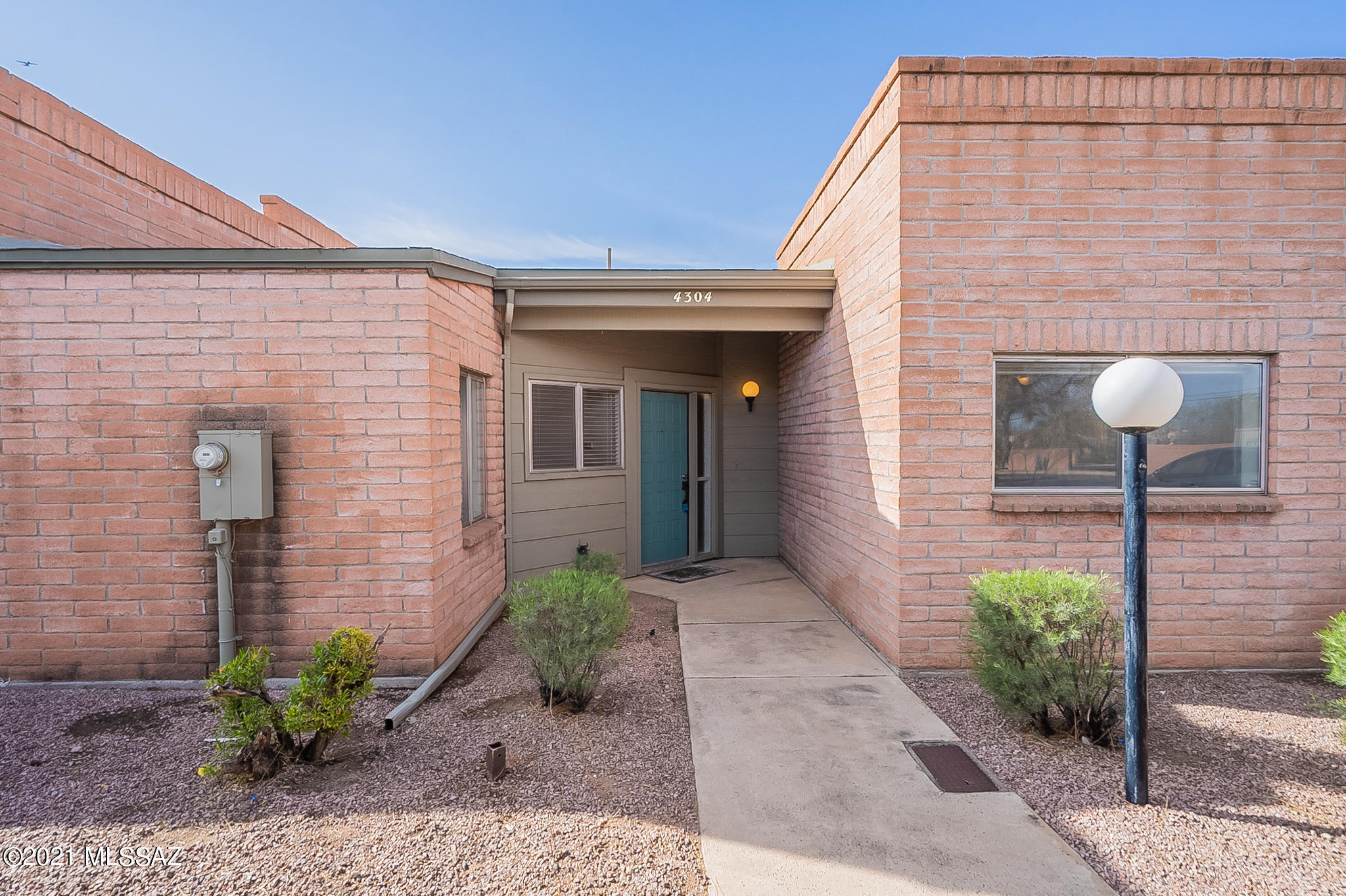 Property Photo: 4304 E Presidio Road AZ 85712
